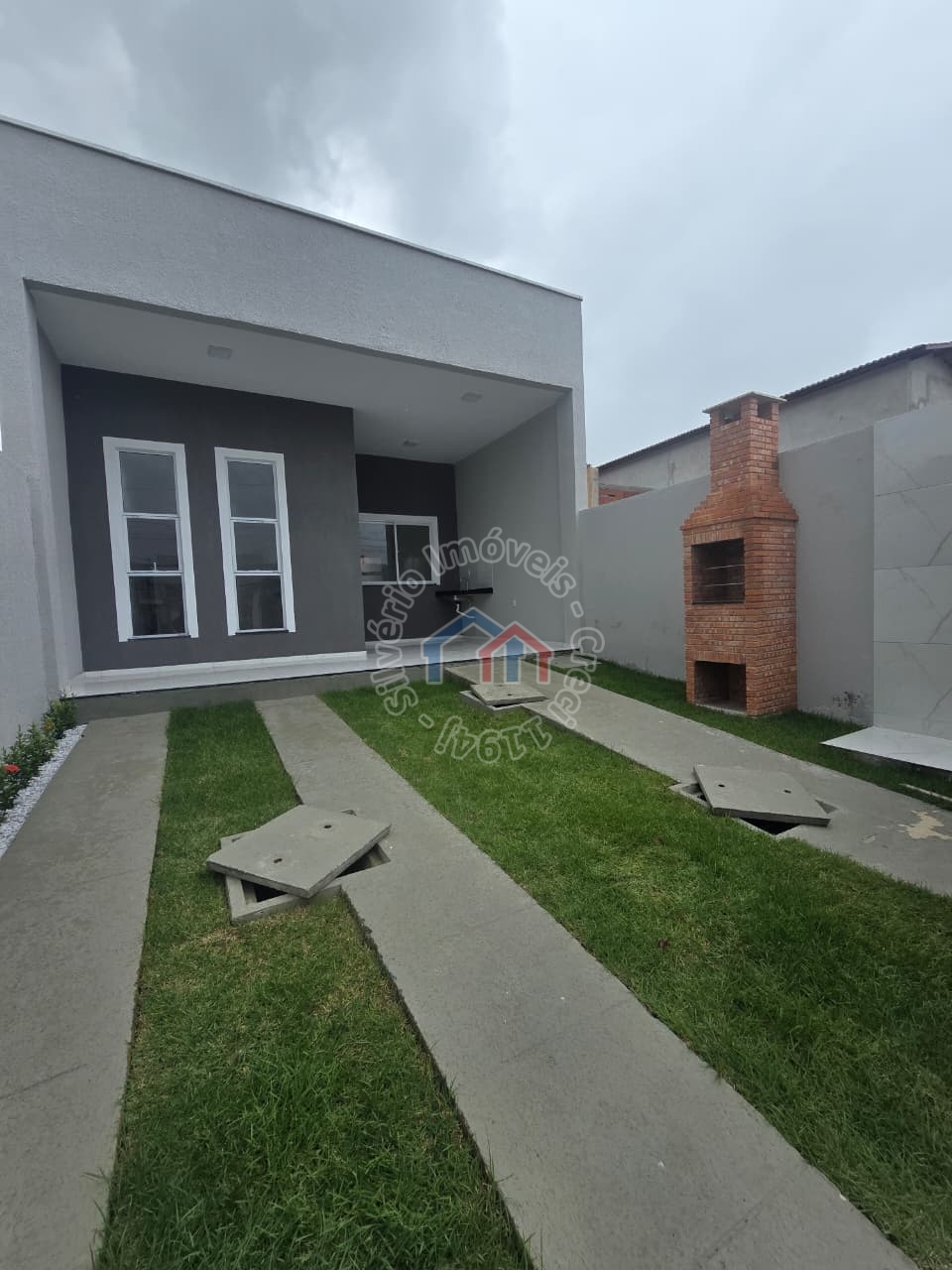CASA À VENDA - ANCURI - 03 QUARTOS - VARANDA GOURMET - TERRENO 6x25m