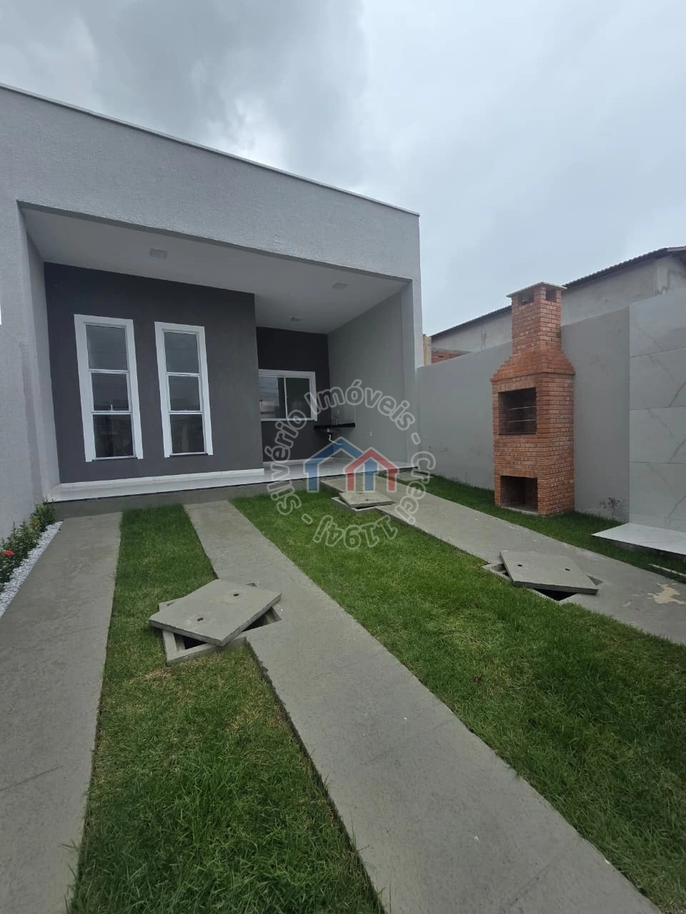 CASA À VENDA - ANCURI - 03 QUARTOS - VARANDA GOURMET - TERRENO 6x25m