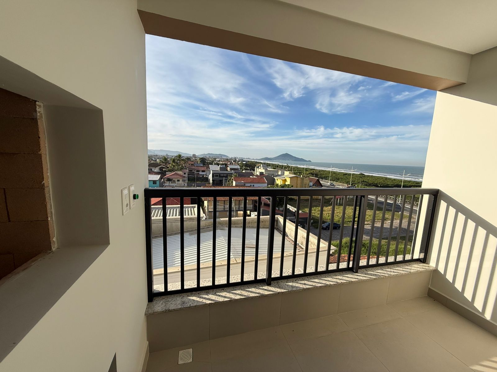 Apartamento | Venda | Meia Praia