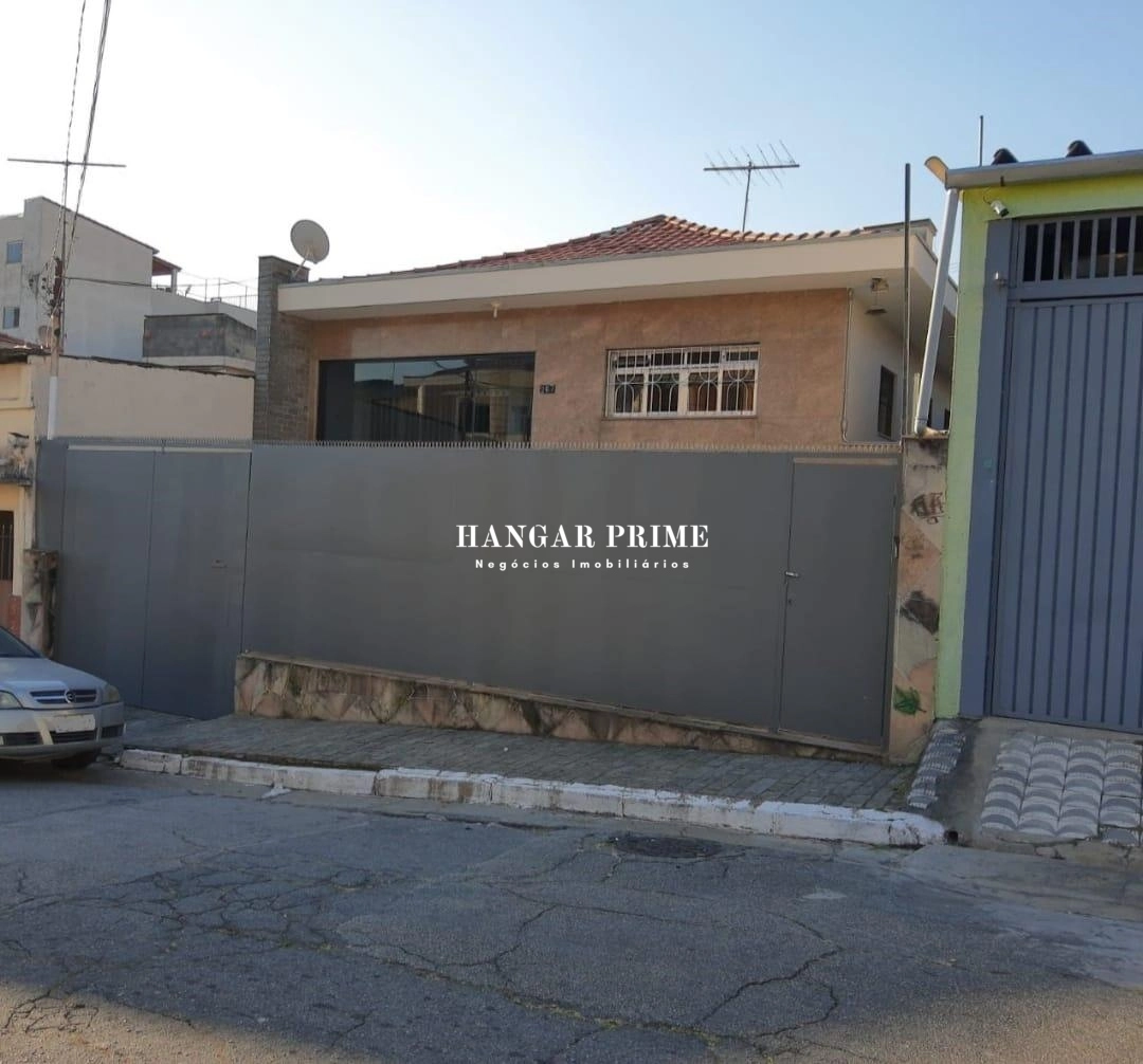 Casa com 4 Dormitórios (2 Suítes) e Garagem para 6 Carros – Terreno 500m² | Vila Formosa