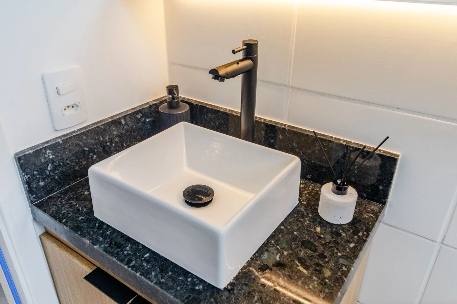 Apartamento | Venda e Aluguel | Liberdade