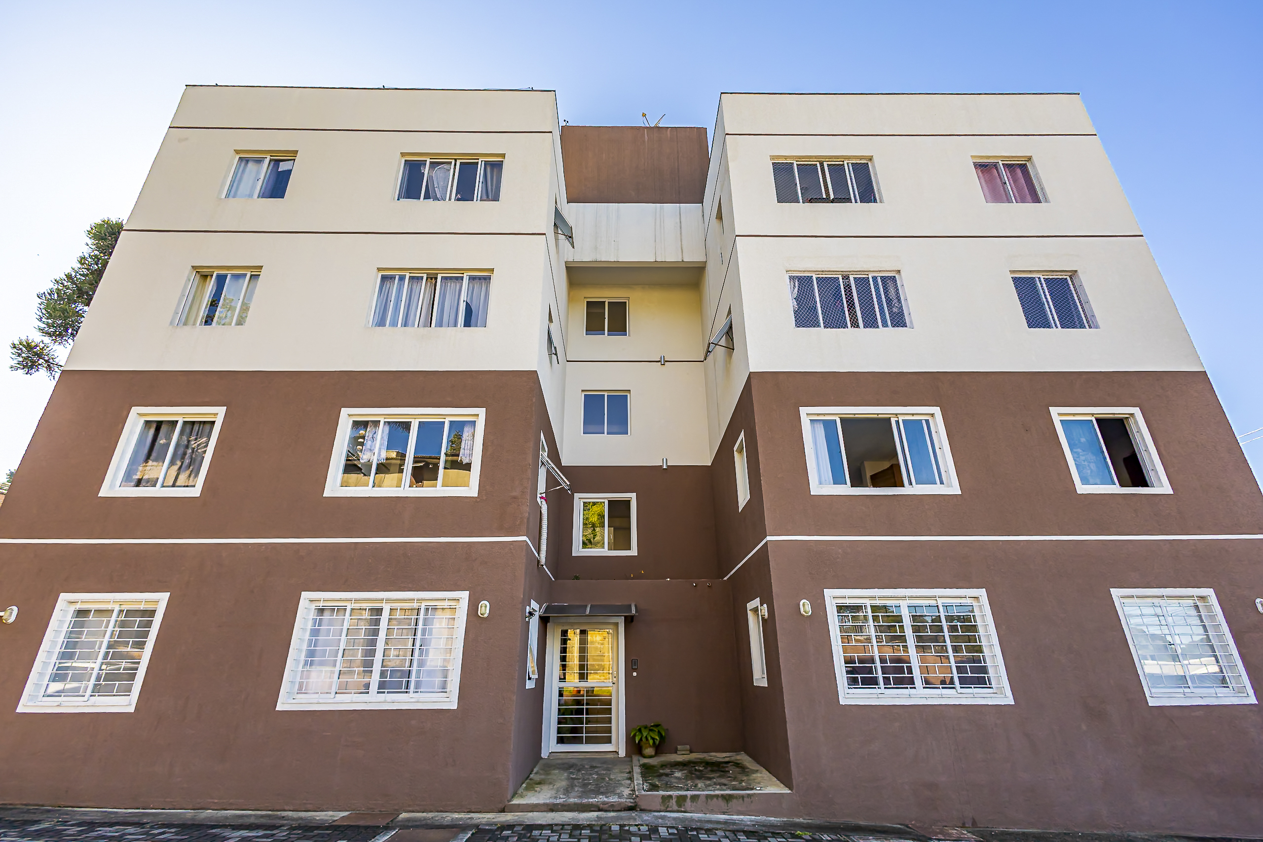 Apartamento à venda em Fátima, Colombo — Fava Imóveis