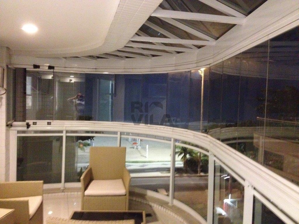 APARTAMENTO FRENTE MAR 78M² - PRAIA DO PEPÊ - BARRA DA TIJUCA