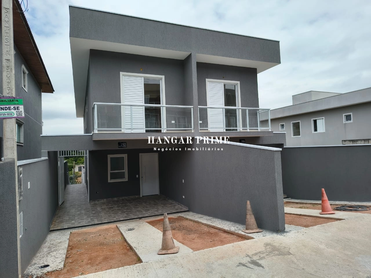 Casa em condomínio | Venda e Aluguel | Jardim Rio das Pedras