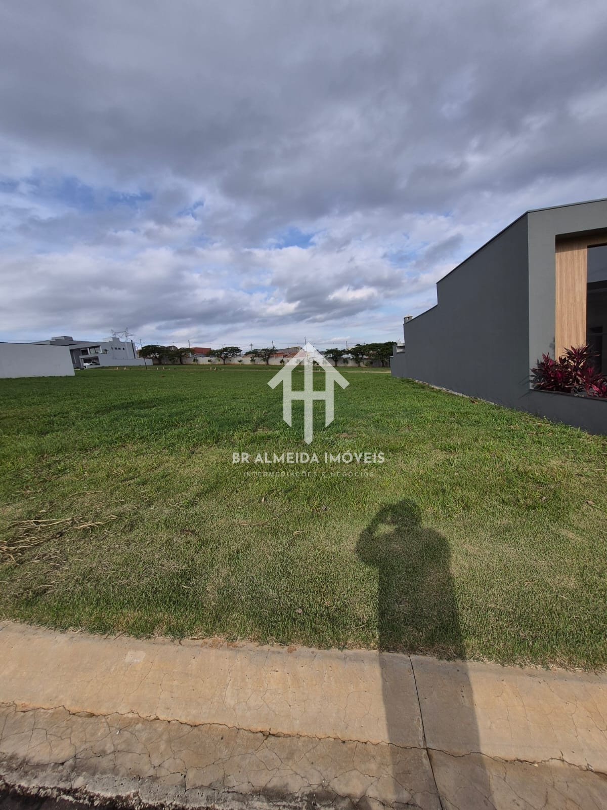 Terreno em condomínio | Venda | Jardim Villa Sapezal