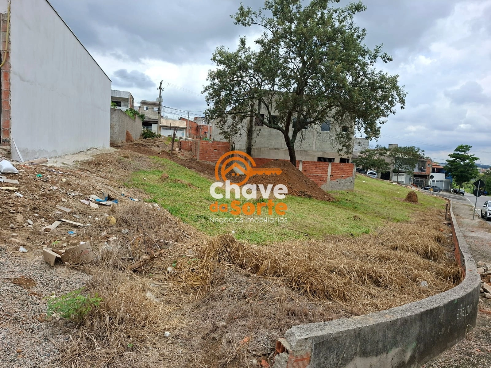 Terreno | Venda | Jardim Nilton Torres