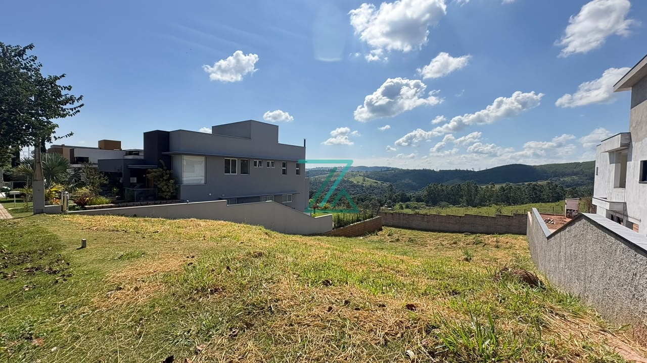 Terreno à venda com 817,80 m² no Condomínio Residencial Campo de Toscana Bairro Monte Alegre em Vinhedo SP
