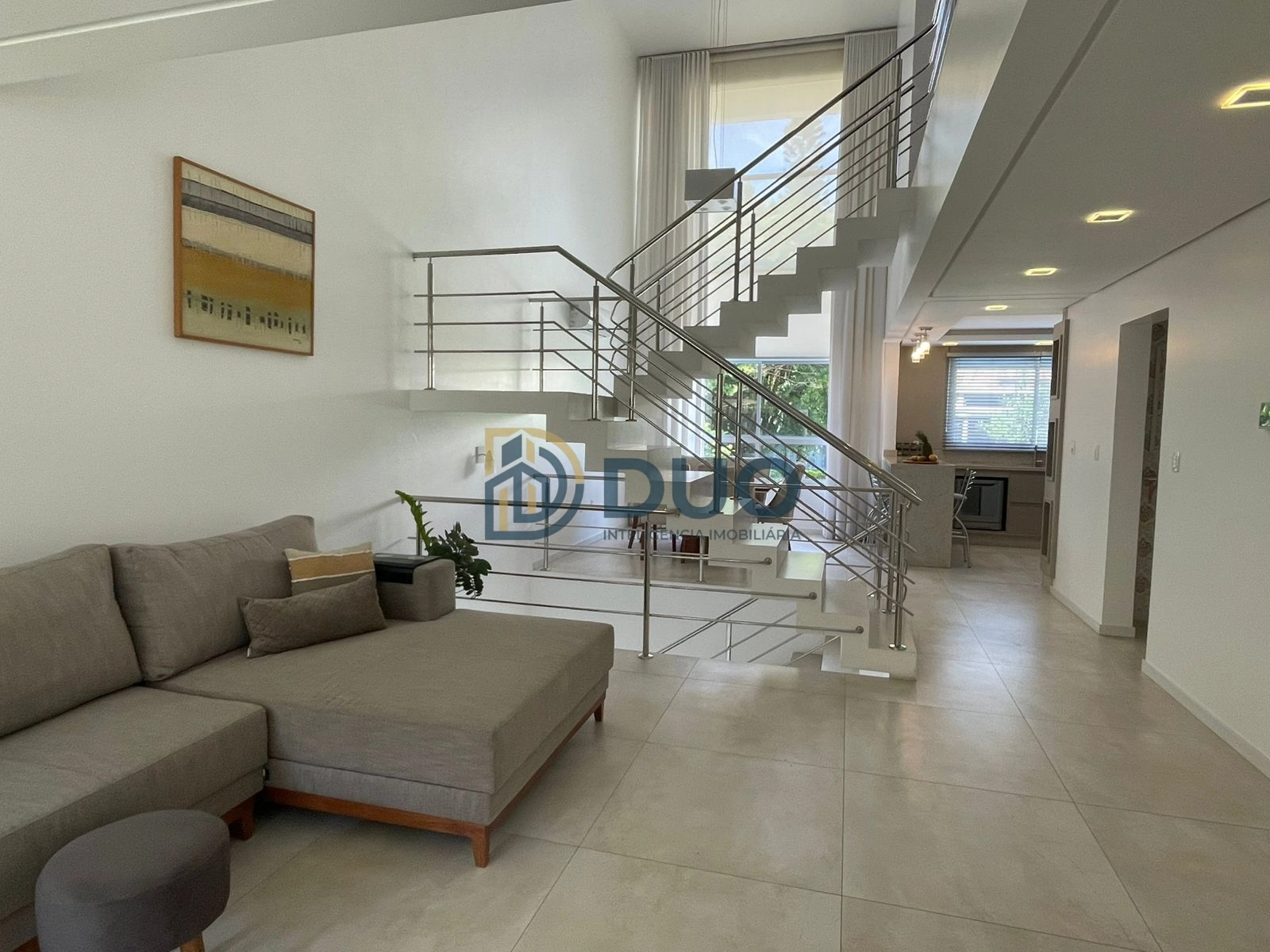 Casa Semi Mobiliada com Piscina em Coqueiros