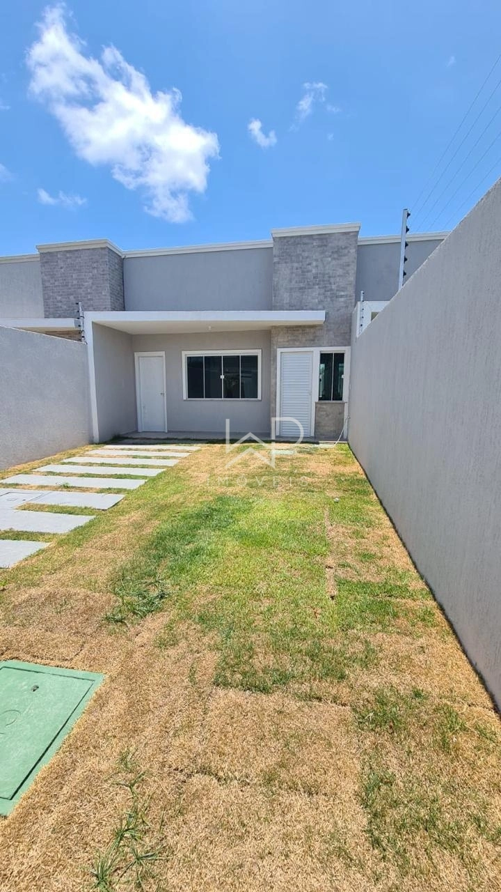 Casa Moderna em Rua Privativa no Eusébio | 2 Suítes e 2 Vagas de Garagem