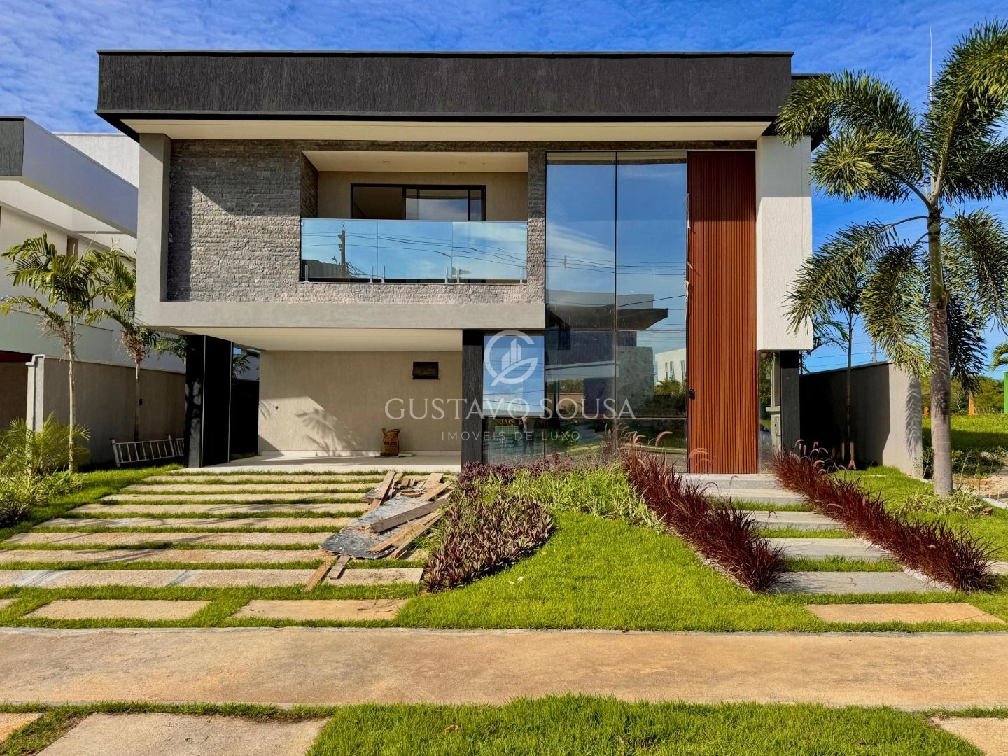 Casa com 6 dormitórios à venda por R$ 3.000.000,00 - Cidade Alpha - Eusébio/CE