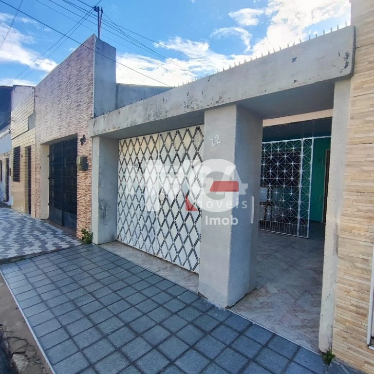 CASA PLANA NO CENTRO DE Fortaleza