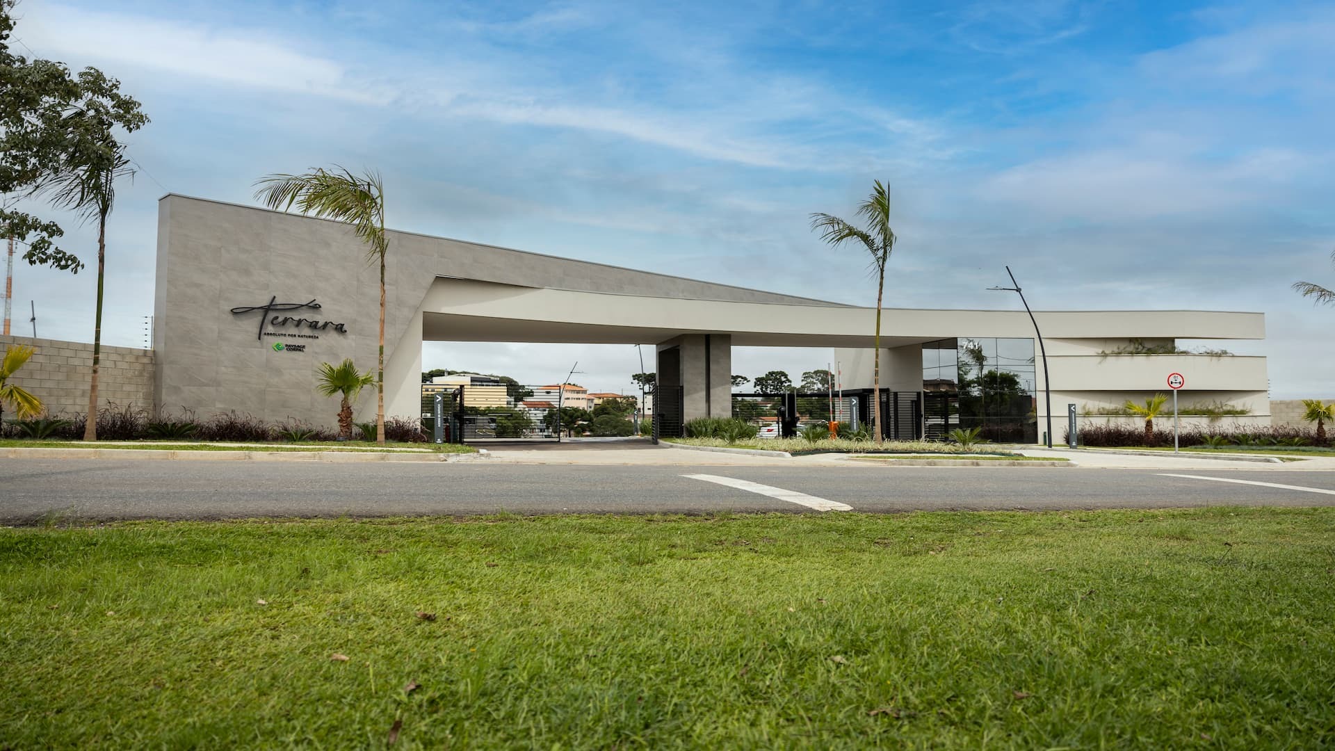 Terreno em condomínio de 163 m² Pilarzinho