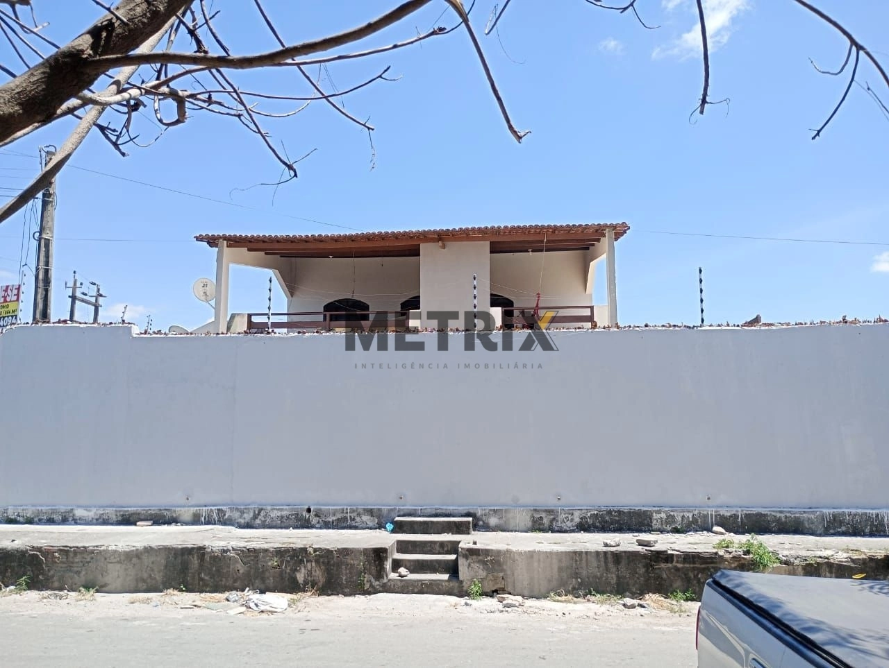 Casa duplex à venda por R$ 980.000 - Itaperi - Fortaleza/CE