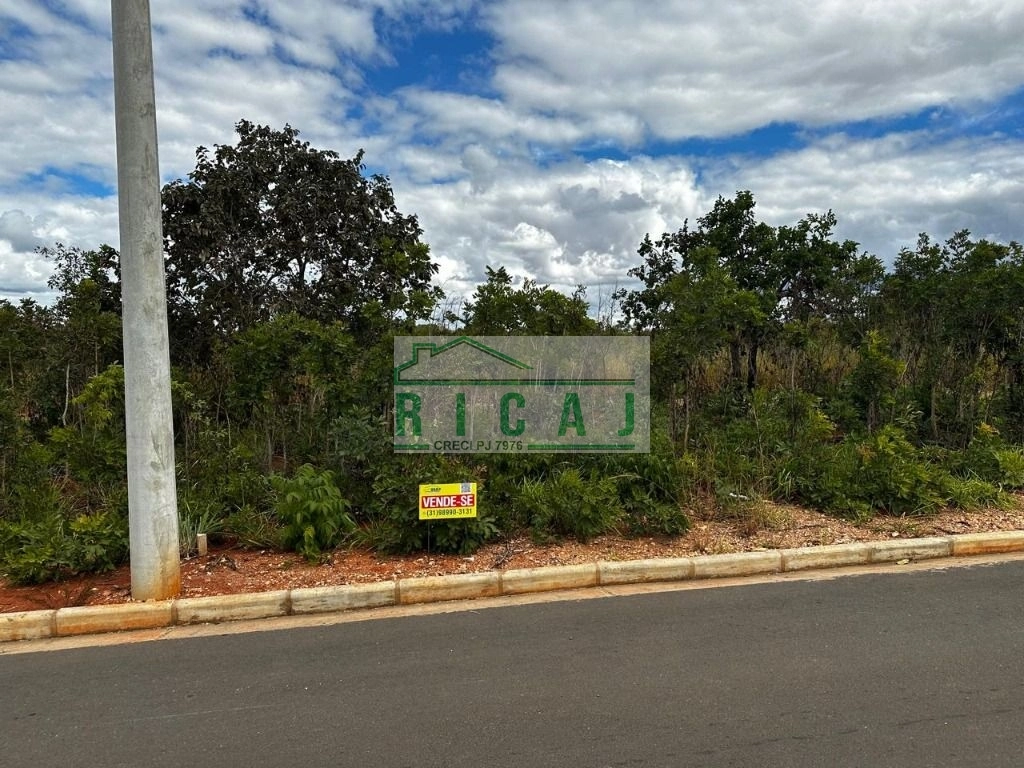 Terreno à venda, 360 m² por R$ 130.000 - Corinto/MG