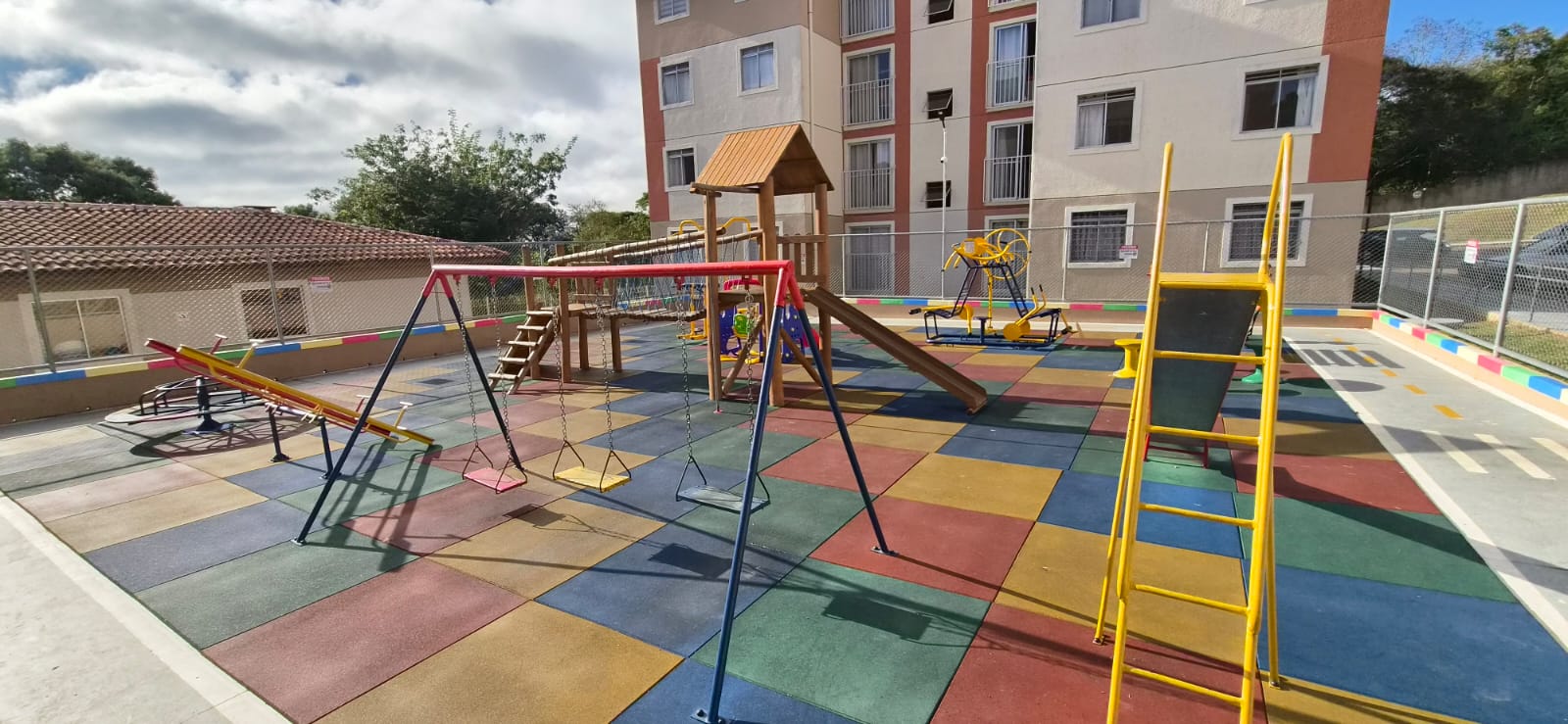 Apartamento à venda em Santa Cândida, Curitiba — Fava Imóveis
