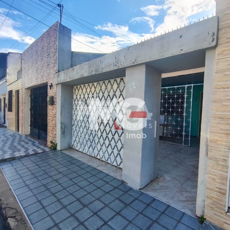 CASA PLANA NO CENTRO DE Fortaleza