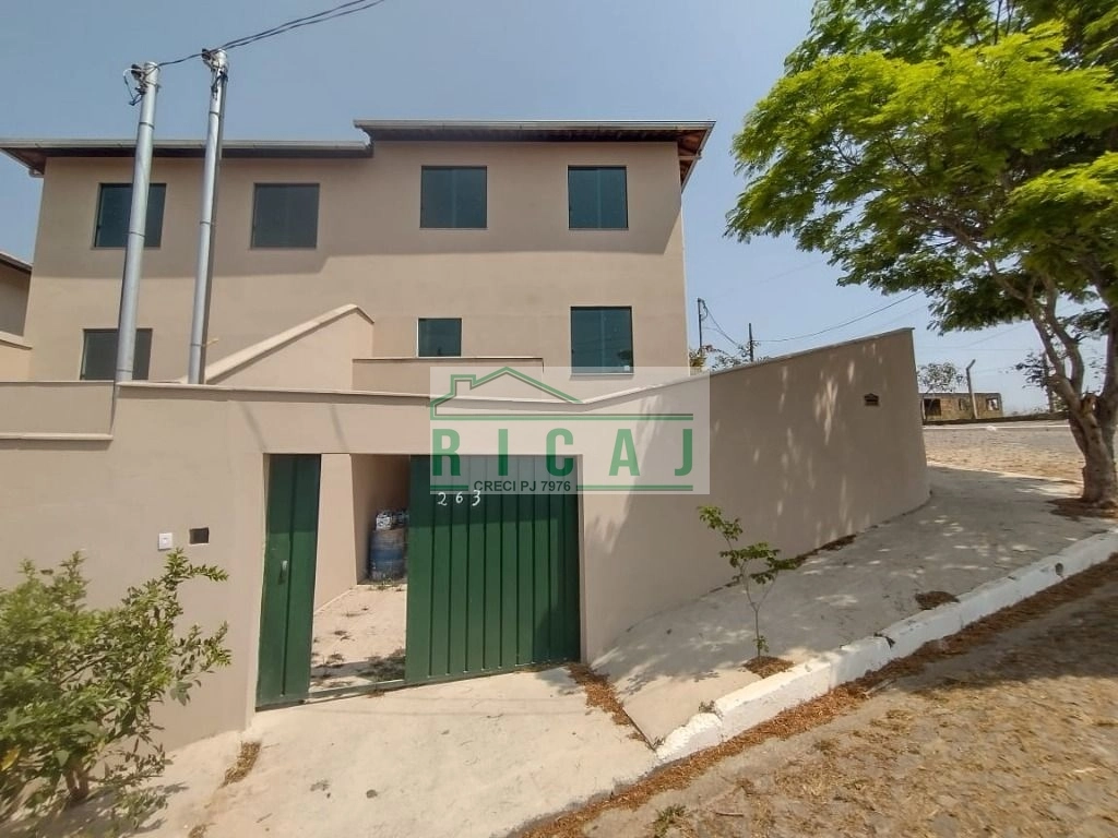 Casa com 3 dormitórios, 100 m² por R$ 550.000 - Villa Real - Sabará/MG
