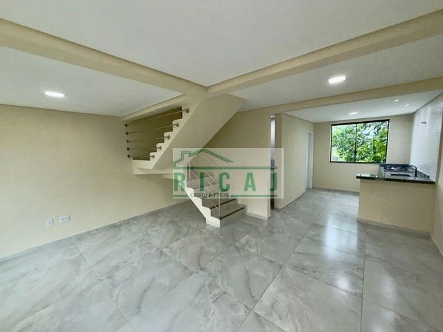 Casa com 3 dormitórios à venda, 109 m² por R$ 430.000,00 - Villa Real - Sabará/MG