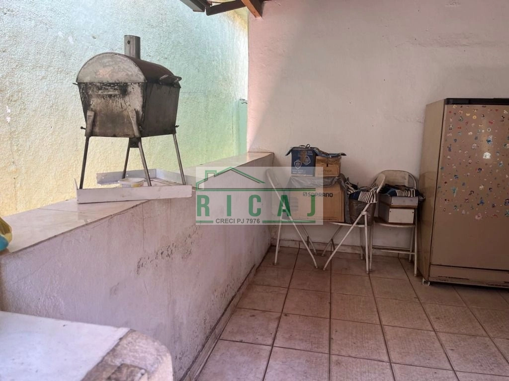 Casa com  3  dormitórios à venda por R$ 920.000 - Centro - Sabará/MG