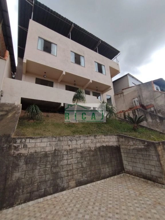 Casa com 3 dormitórios à venda por R$ 450.000,00 - Morro São Francisco - Sabará/MG