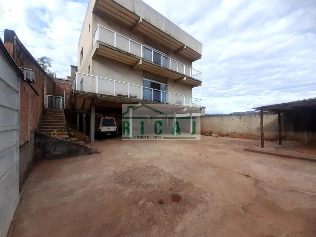 Casa com 4 dormitórios à venda por R$ 460.000,00 - Villa Real - Sabará/MG