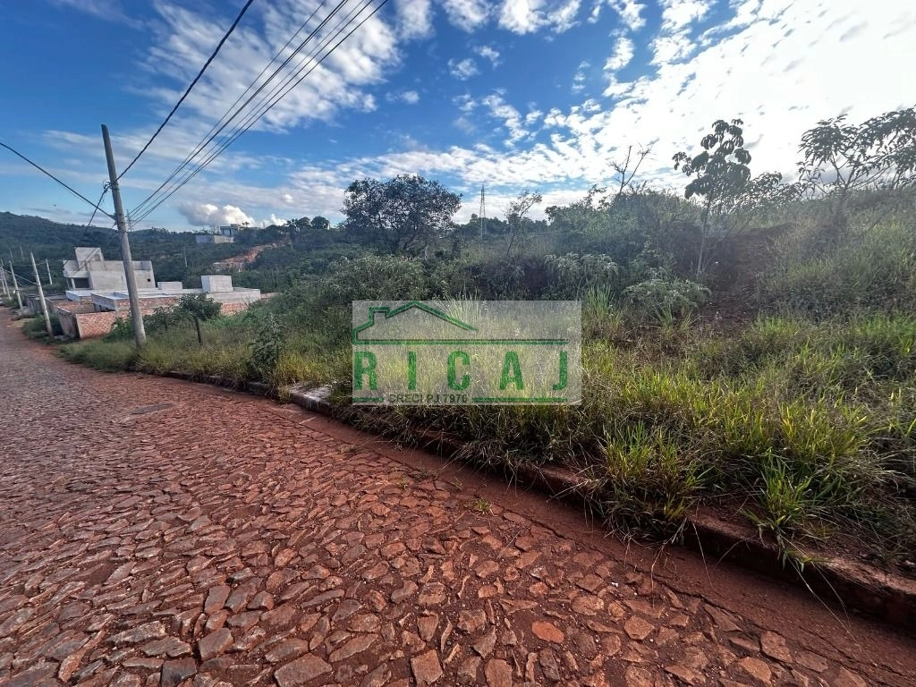 Terreno à venda por R$ 200.000,00 - Villa Real - Sabará/MG