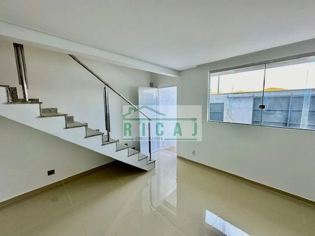Casa com 3 dormitórios à venda por R$ 360.000,00 - Villa Real - Sabará/MG