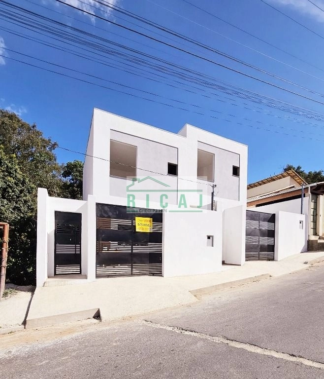 Casa com 2 dormitórios à venda, 84 m² por R$ 340.000,00 - Vila das Flores - Caeté/MG