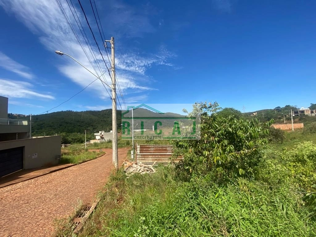 Terreno à venda, 400 m² por R$ 185.000 -Villa Real - Sabará/Minas Gerais