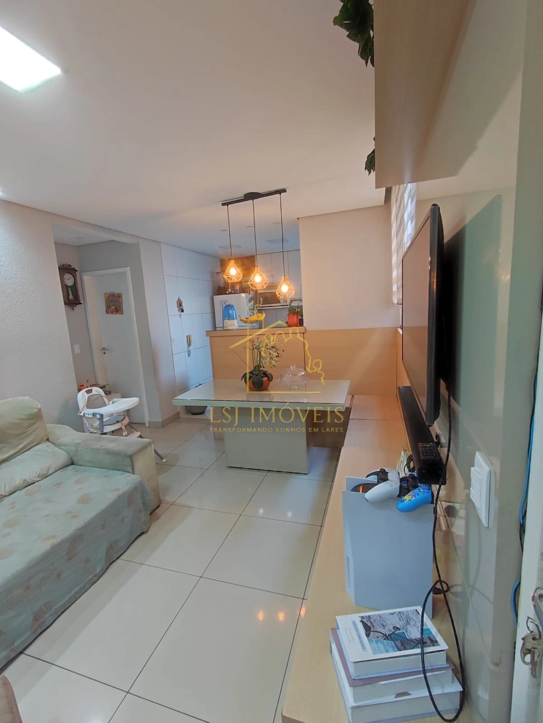 LINDO APARTAMENTO 2 QUARTOS - CONDOMINIO MUNDI - CAMARGOS