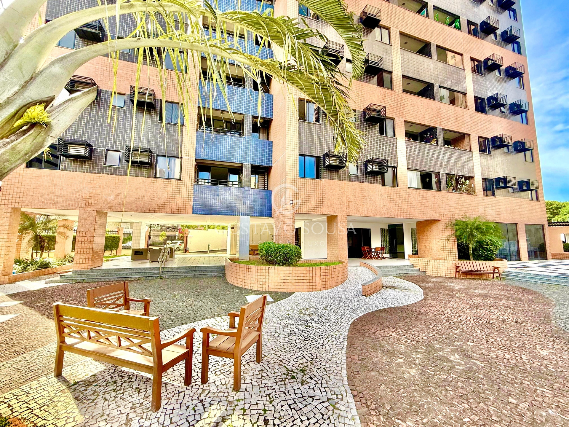 Vendo Oportunidade no Paque Del Sol. Apartamento projetado, 3 quartos, 2 suites, 2 vagas de garagem, por R$610.000.00