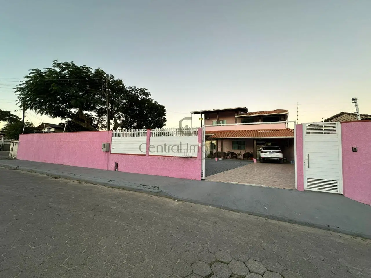 Casa | Venda | Centro