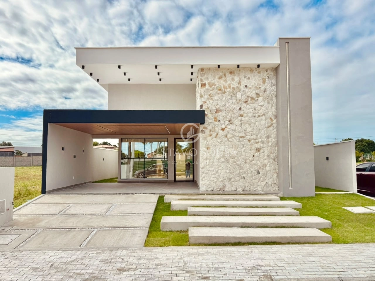 Casa com 3 dormitórios à venda, 165 m² por R$ 1.290.000 - Centro - Eusébio/CE