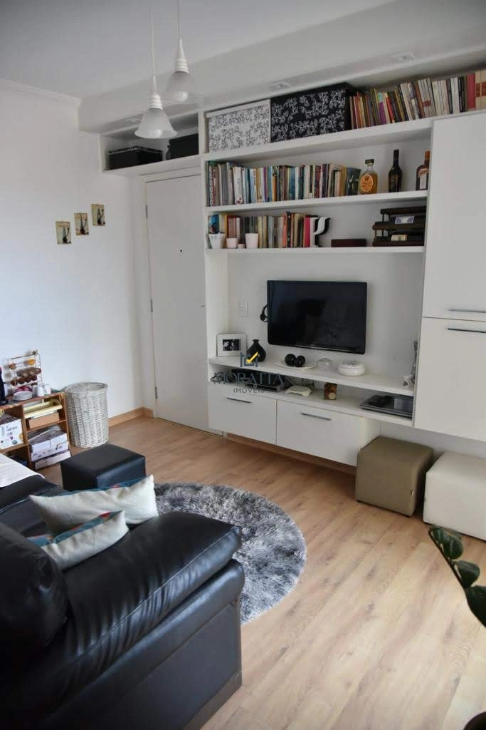 Apartamento com 2 dormitórios para locação, 60 m² por R$ 2.600/mês | Edifício Madri — Salto/SP
