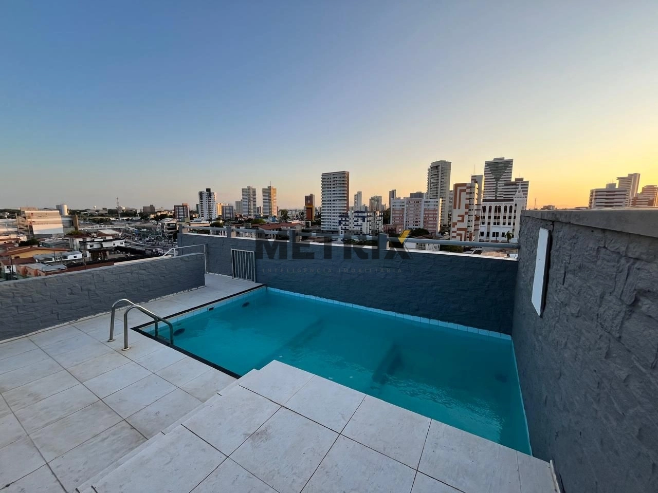 Apartamento com 3 dormitórios à venda, 127 m² por R$ 380.000,00 - Fátima - Fortaleza/CE