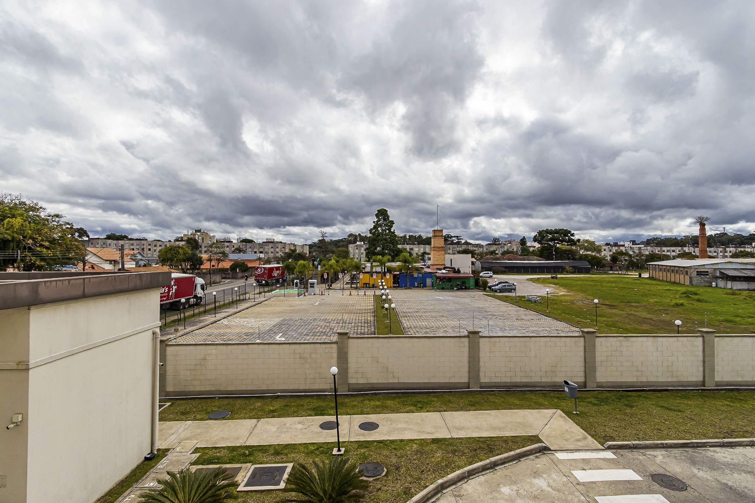 Apartamento à venda em Bacacheri, Curitiba — Fava Imóveis
