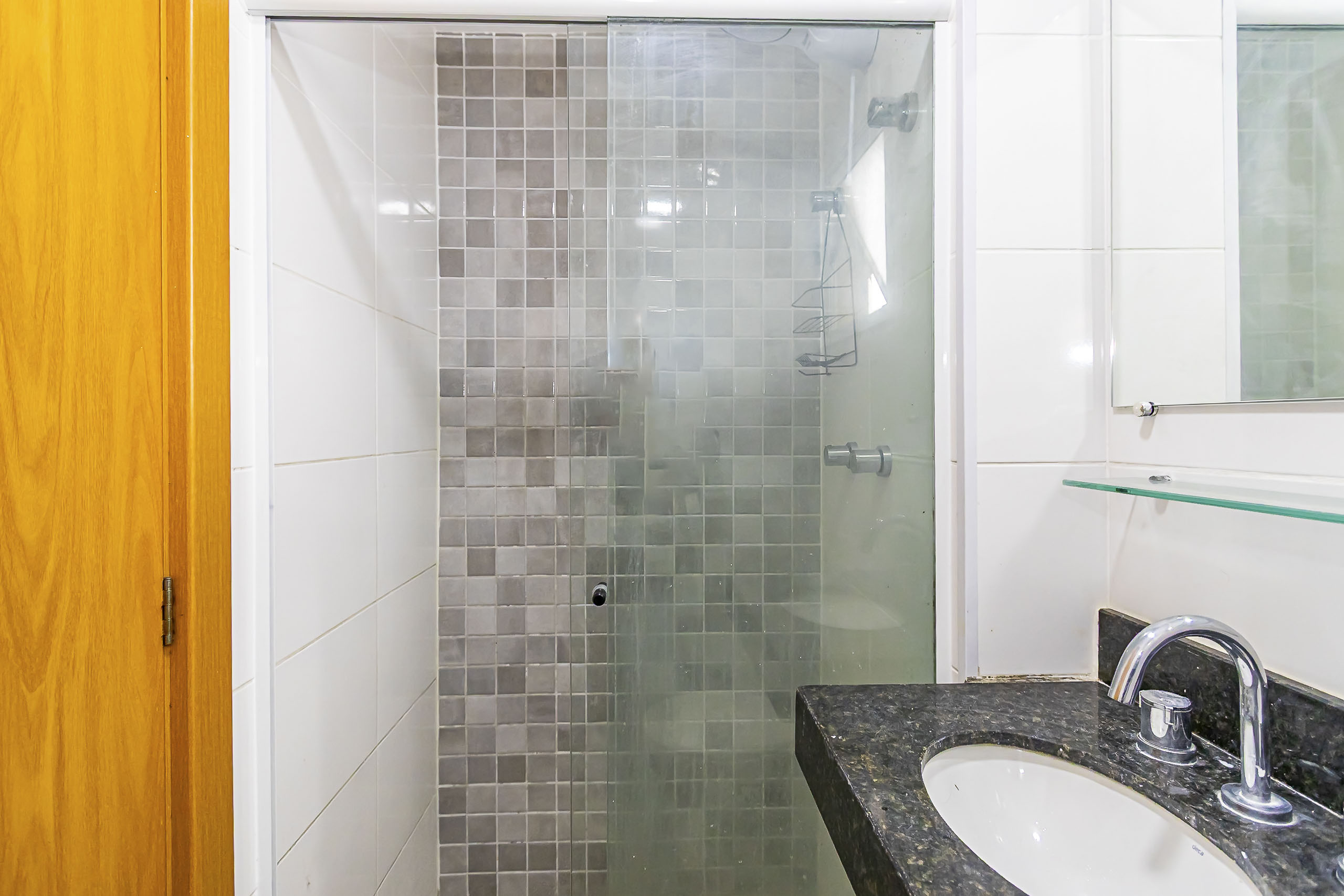 Apartamento à venda em Bacacheri, Curitiba — Fava Imóveis
