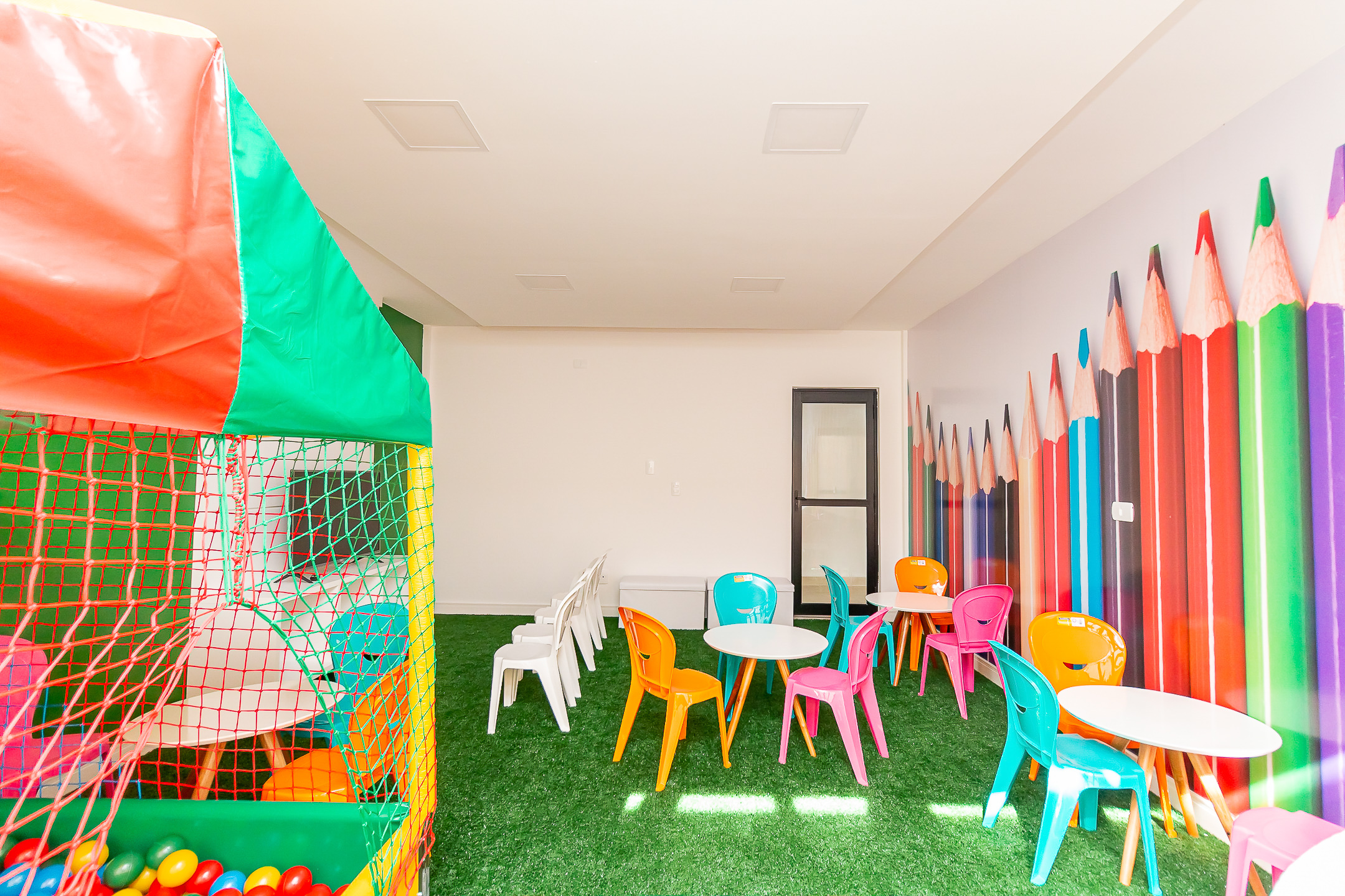 Apartamento à venda em Bacacheri, Curitiba — Fava Imóveis