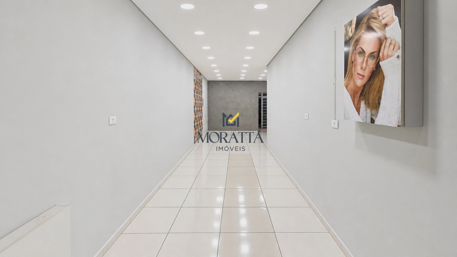 Salão comercial para locação, 90,00 m² por R$ 4.000/mês + IPTU | Centro — Salto/SP