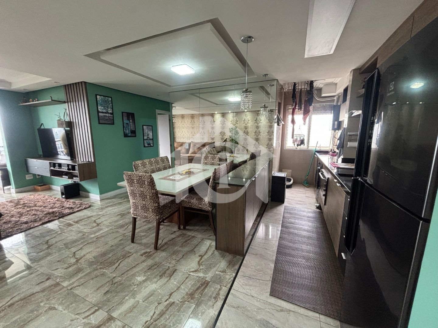Apartamento à venda no Centro de Diadema com 3 dormitórios, suíte e varanda ao lado do Shopping Praça da Moça