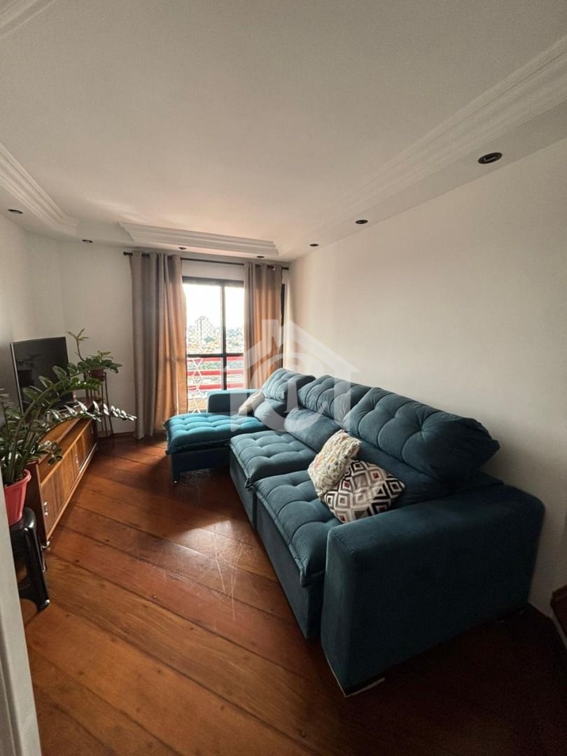 Apartamento à venda no Centro de Diadema com 3 dormitórios, suíte, depósito e 2 vagas