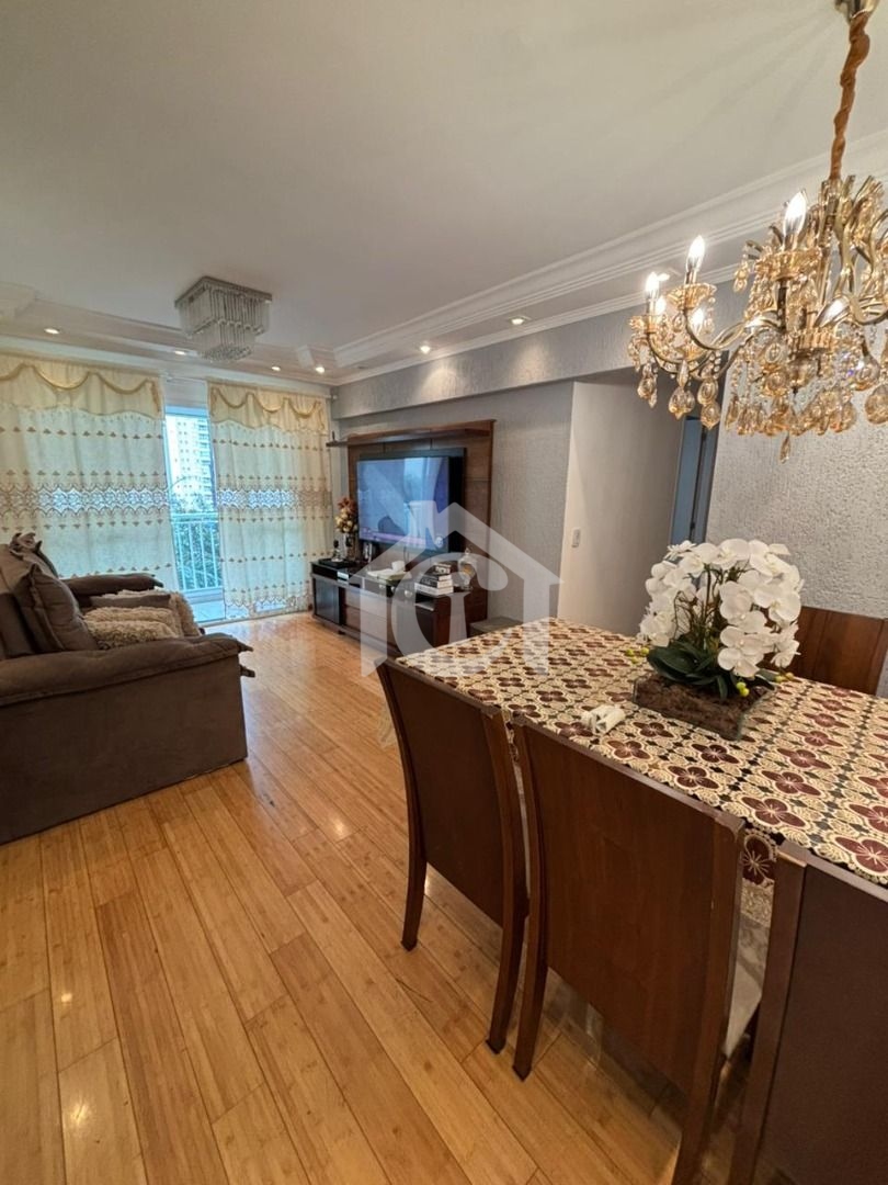 Apartamento a venda no Centro de Diadema espaçoso e com fácil acesso ao Shopping Praça da Moça