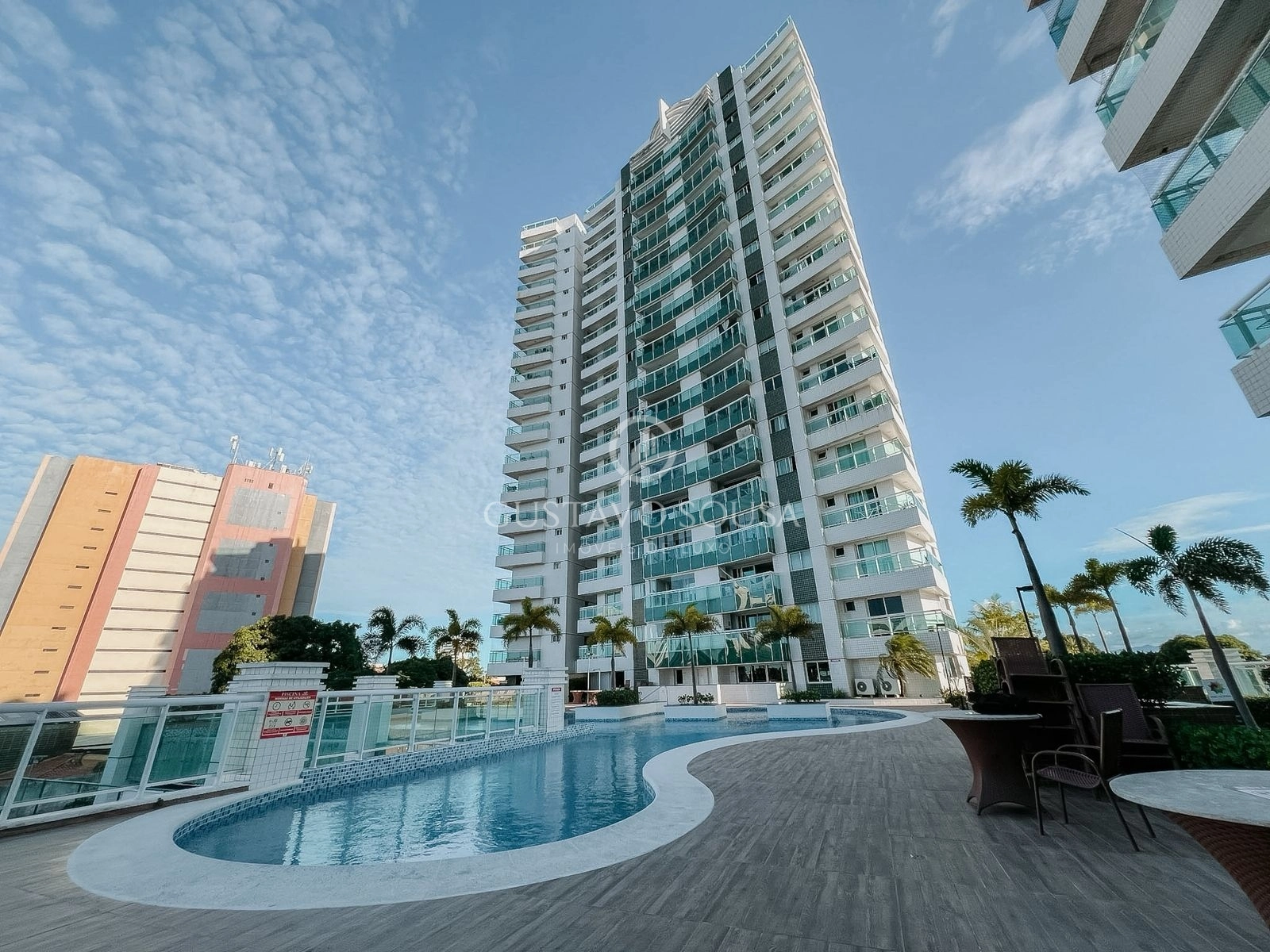 Apartamento com 76,50m2, 03 quartos, Parc Victória,  Engenheiro Luciano Cavalcante