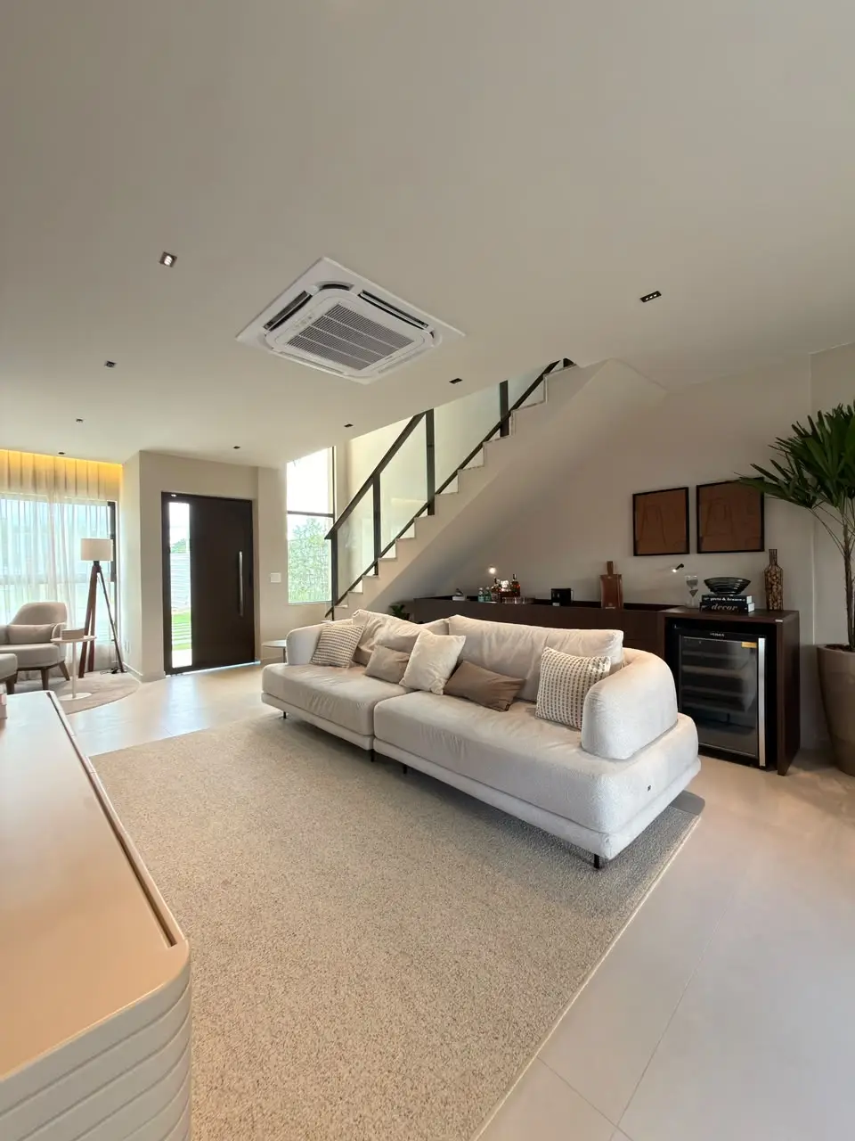 Rooftop Condominium Club