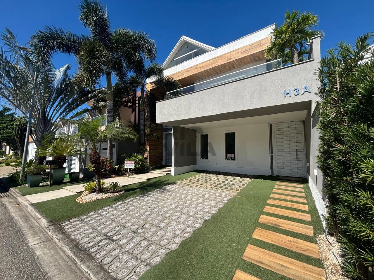 CASA TRIPLEX 450 m² | 3 SUÍTES | ARTLIFE | RECREIO