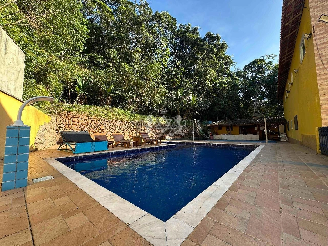 Sobrado Pousada à venda, Balneário Gardem Mar, Caraguatatuba, SP