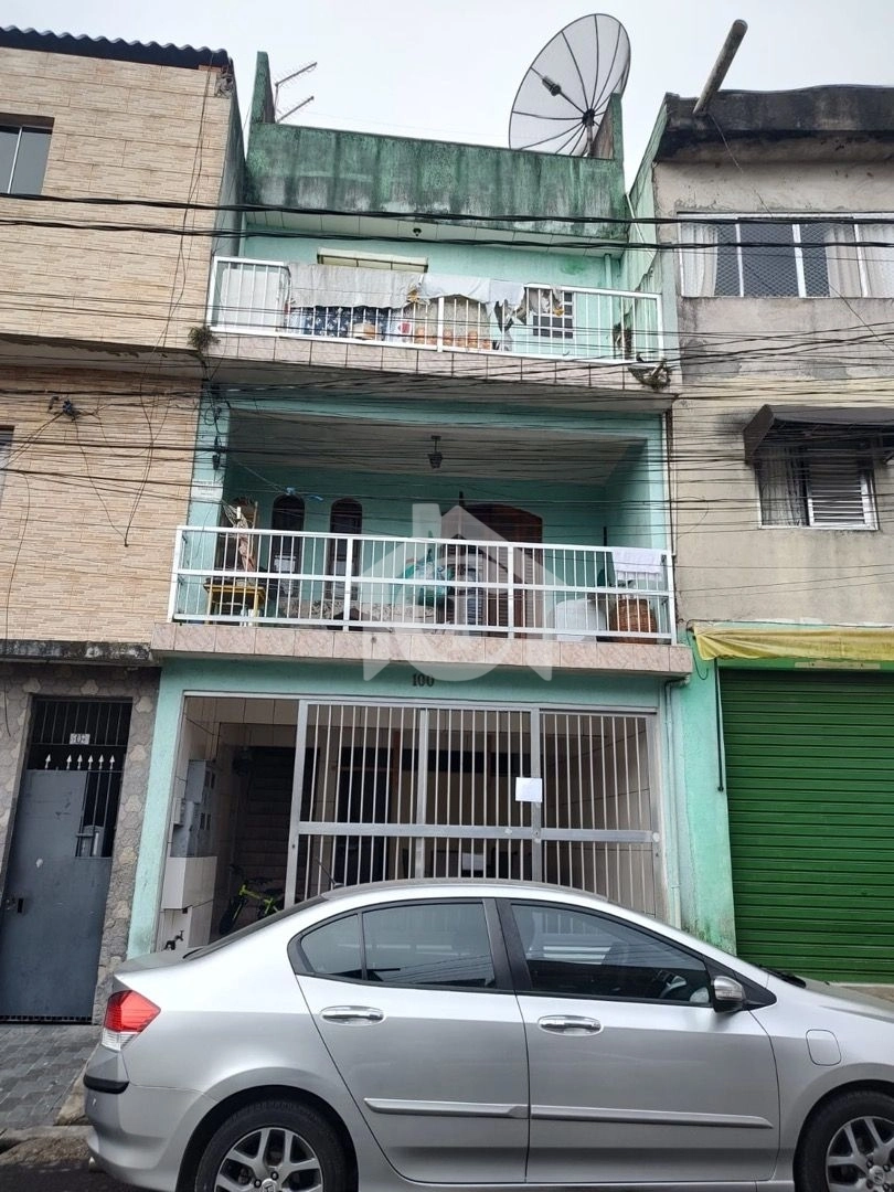 Vende se Terreno com 2 sobrados /jd guacuri