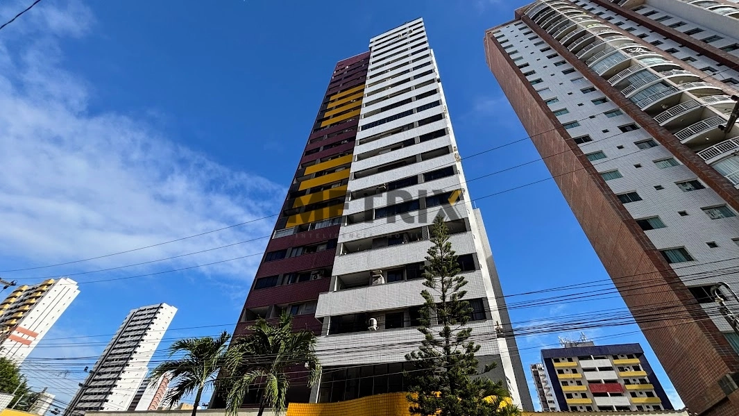 Apartamento com 2 dormitórios à venda, 79,80 m² por R$ 670.000,00 - Meireles - Fortaleza/CE
