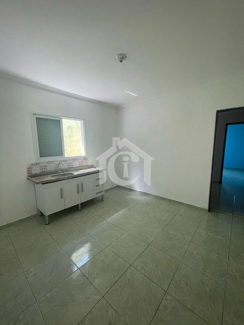 Casa com 3 dormitórios para alugar, 1 m² por R$ 1.700/mês - Vila Guacuri - São Paulo/SP