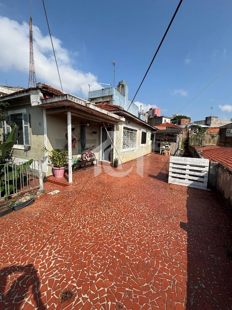 Terreno à venda no Jardim Miriam com 380 m² e 3 casas construídas – excelente oportunidade para investimento
